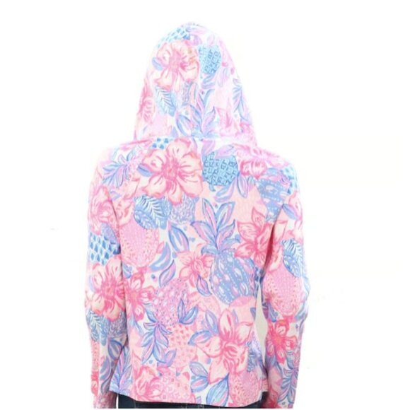 Lilly Pulitzer Kiawah Cropped Hoodie in Pink Isle Snappy Turtle Print - Picture 2 of 7